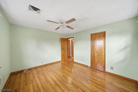 52 Broadway Clark NJ 07066