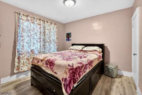 280 Nesbit Terrace Irvington NJ 07111