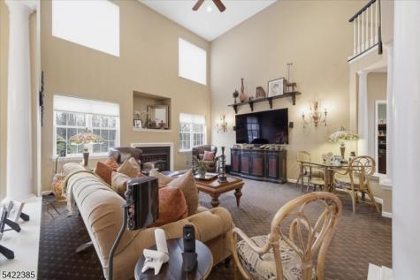 2 Picasso Court Franklin NJ 08873