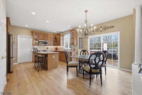 2 Picasso Court Franklin NJ 08873