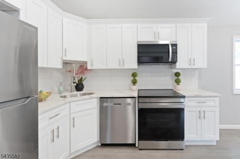 116 Bucknell Trail Hopatcong NJ 07843