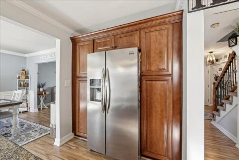 33 Bronia Street Howell NJ 07731