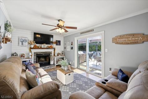 33 Bronia Street Howell NJ 07731