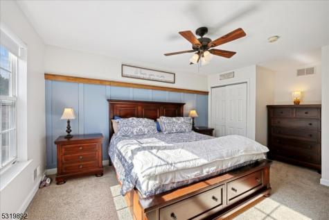 33 Bronia Street Howell NJ 07731