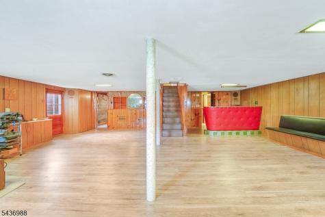 62 Willow Avenue Franklin NJ 08873