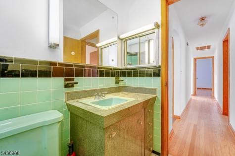 62 Willow Avenue Franklin NJ 08873