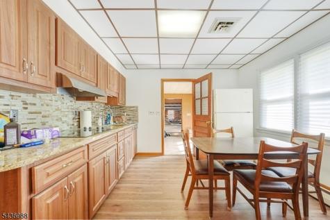 62 Willow Avenue Franklin NJ 08873