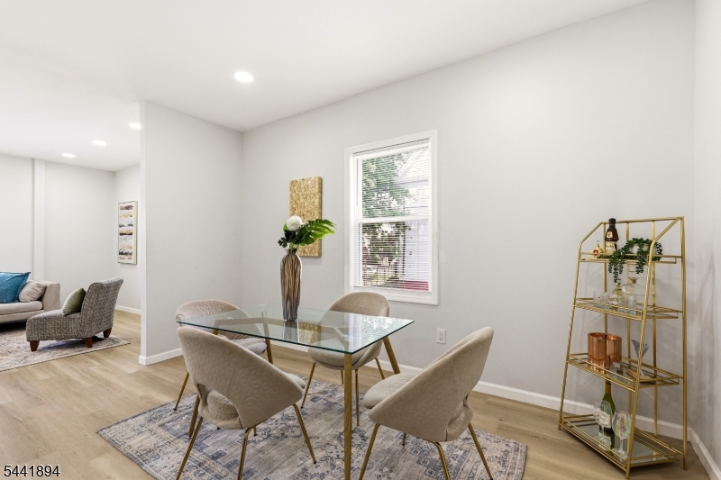 44 Fabyan Place Newark NJ 07108