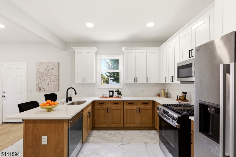 44 Fabyan Place Newark NJ 07108