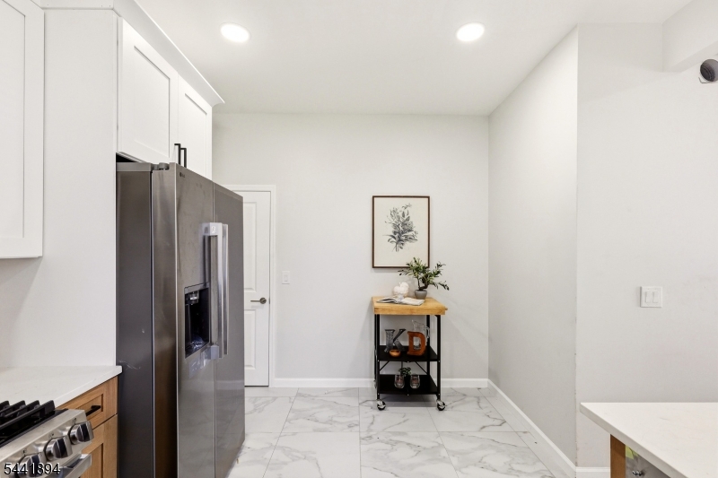 44 Fabyan Place Newark NJ 07108