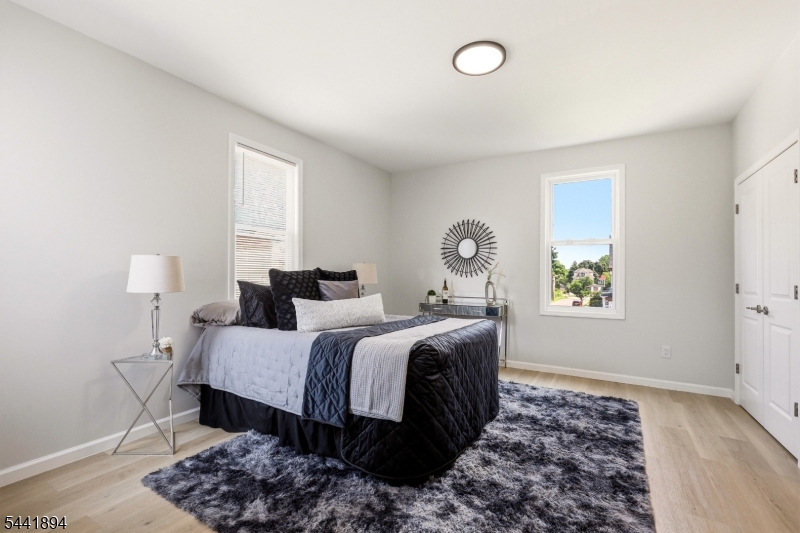 44 Fabyan Place Newark NJ 07108
