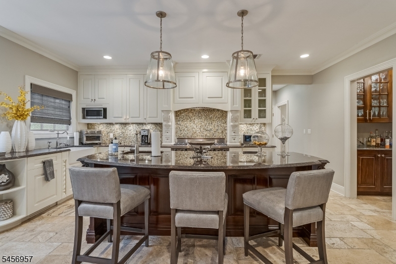 2 Hobson Drive Livingston NJ 07039