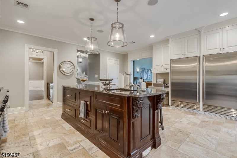 2 Hobson Drive Livingston NJ 07039