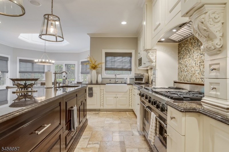 2 Hobson Drive Livingston NJ 07039
