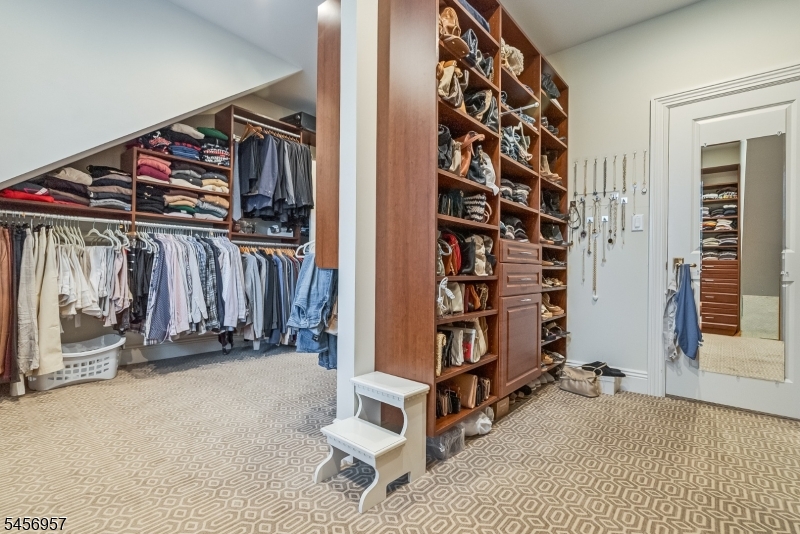 2 Hobson Drive Livingston NJ 07039