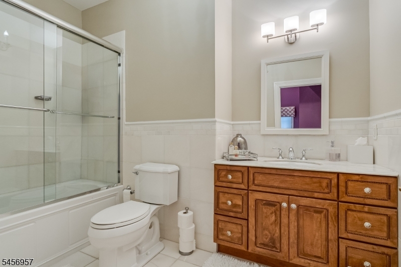 2 Hobson Drive Livingston NJ 07039