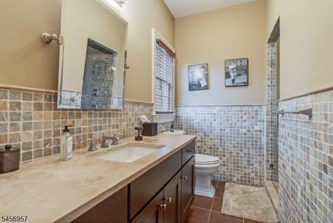 2 Hobson Drive Livingston NJ 07039