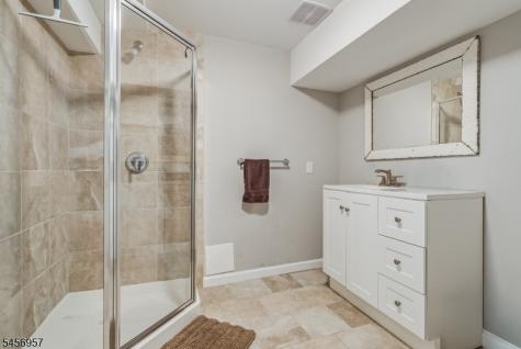 2 Hobson Drive Livingston NJ 07039