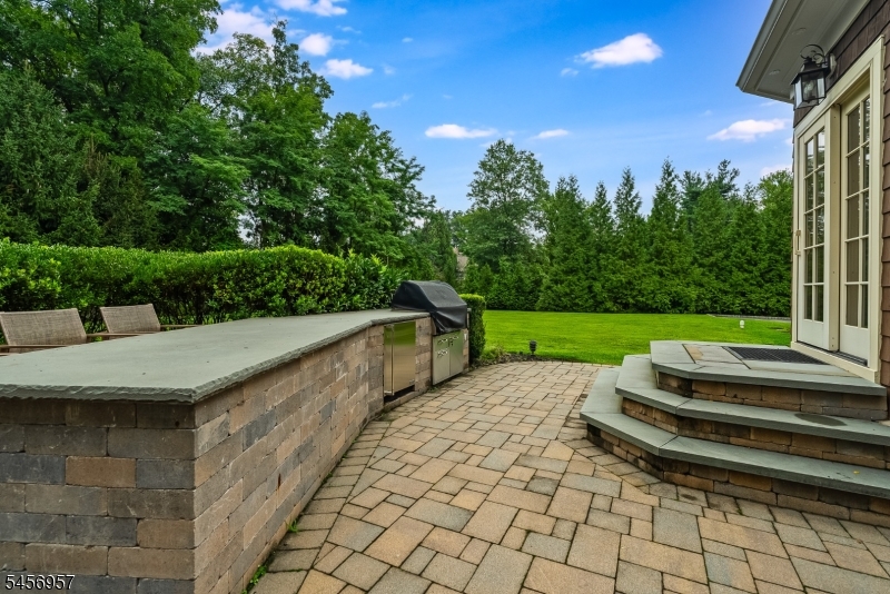 2 Hobson Drive Livingston NJ 07039