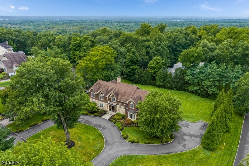 2 Hobson Drive Livingston NJ 07039