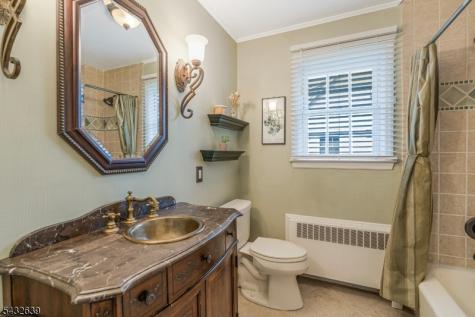 717 Hawthorne Avenue Bridgewater NJ 08805