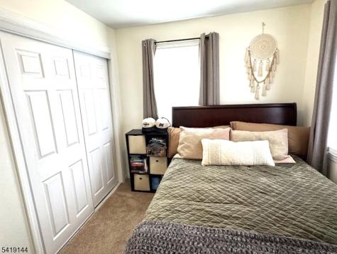 34 Eisenhower Spotswood NJ 08884