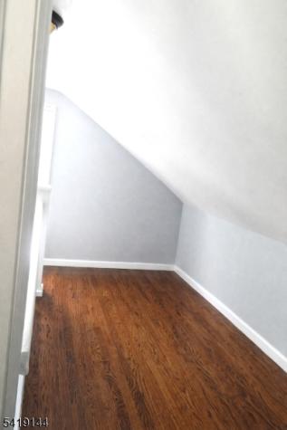 34 Eisenhower Spotswood NJ 08884