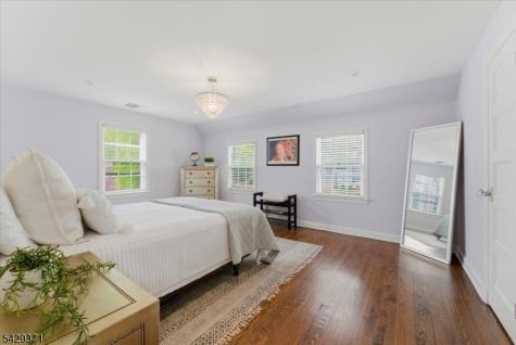 1061 Wychwood Road Westfield NJ 07090