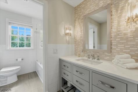 1061 Wychwood Road Westfield NJ 07090