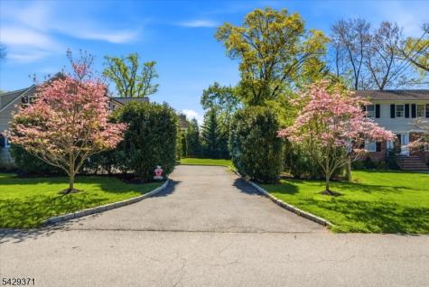 1061 Wychwood Road Westfield NJ 07090