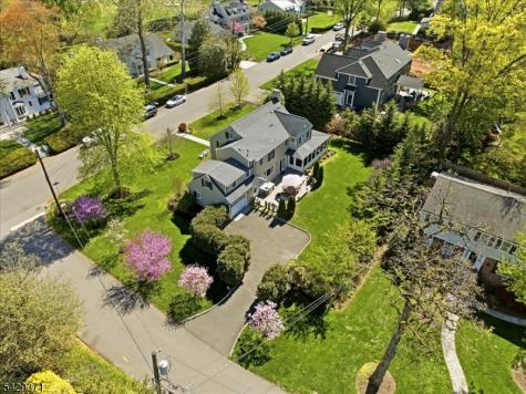 1061 Wychwood Road Westfield NJ 07090