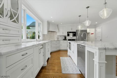 1061 Wychwood Road Westfield NJ 07090