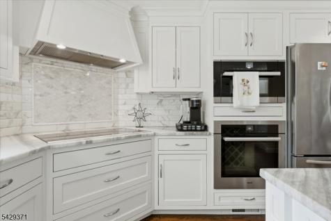 1061 Wychwood Road Westfield NJ 07090