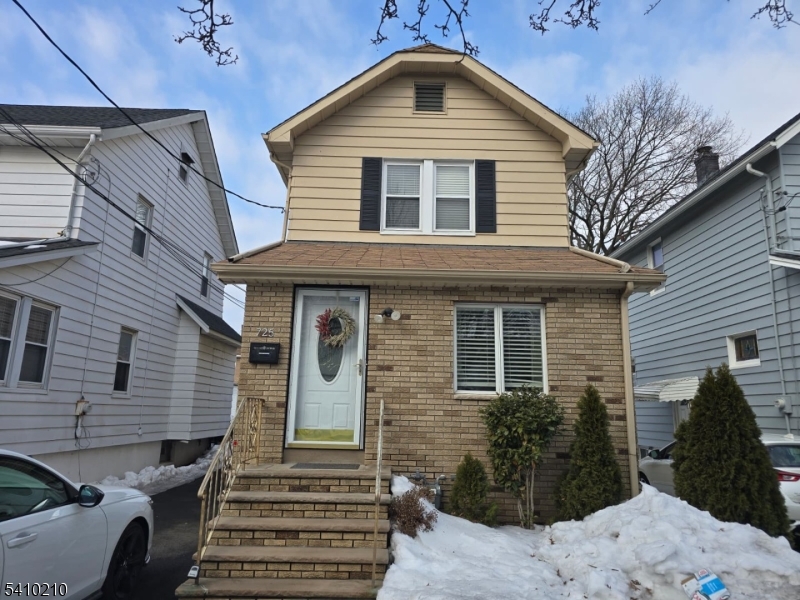 725 Schuyler Avenue Lyndhurst NJ 07071