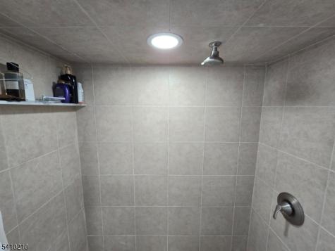 725 Schuyler Avenue Lyndhurst NJ 07071