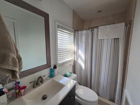 725 Schuyler Avenue Lyndhurst NJ 07071