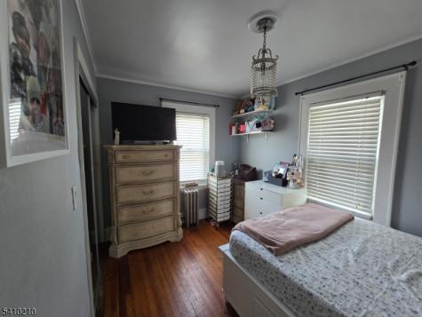 725 Schuyler Avenue Lyndhurst NJ 07071