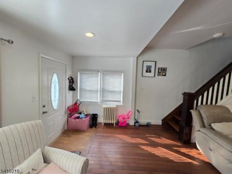 725 Schuyler Avenue Lyndhurst NJ 07071