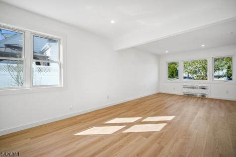 27 Mountainview Drive Clifton NJ 07013