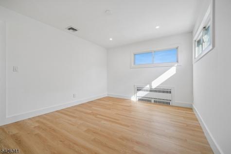27 Mountainview Drive Clifton NJ 07013