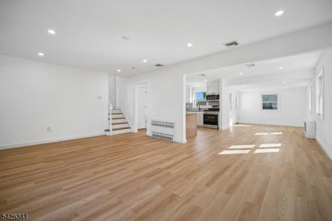 27 Mountainview Drive Clifton NJ 07013