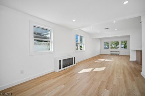 27 Mountainview Drive Clifton NJ 07013