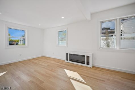 27 Mountainview Drive Clifton NJ 07013