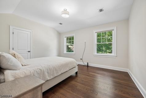13 Rockage Road Warren NJ 07059