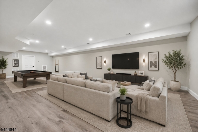 13 Rockage Road Warren NJ 07059