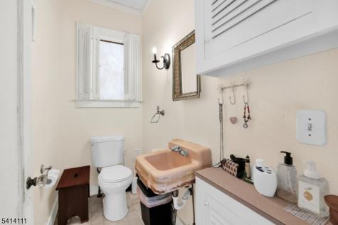 38 Hillside Avenue Newton NJ 07860