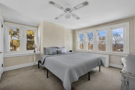 38 Hillside Avenue Newton NJ 07860