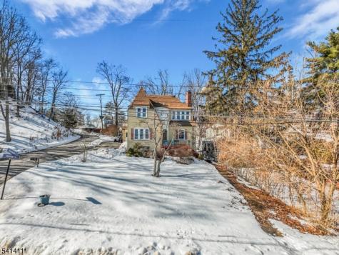 38 Hillside Avenue Newton NJ 07860