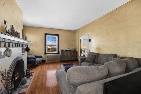 38 Hillside Avenue Newton NJ 07860