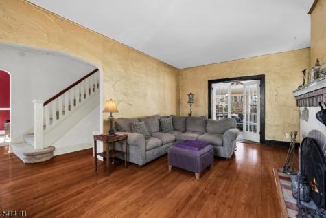 38 Hillside Avenue Newton NJ 07860